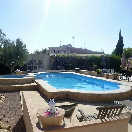 Casa Rural Full House Pinoso